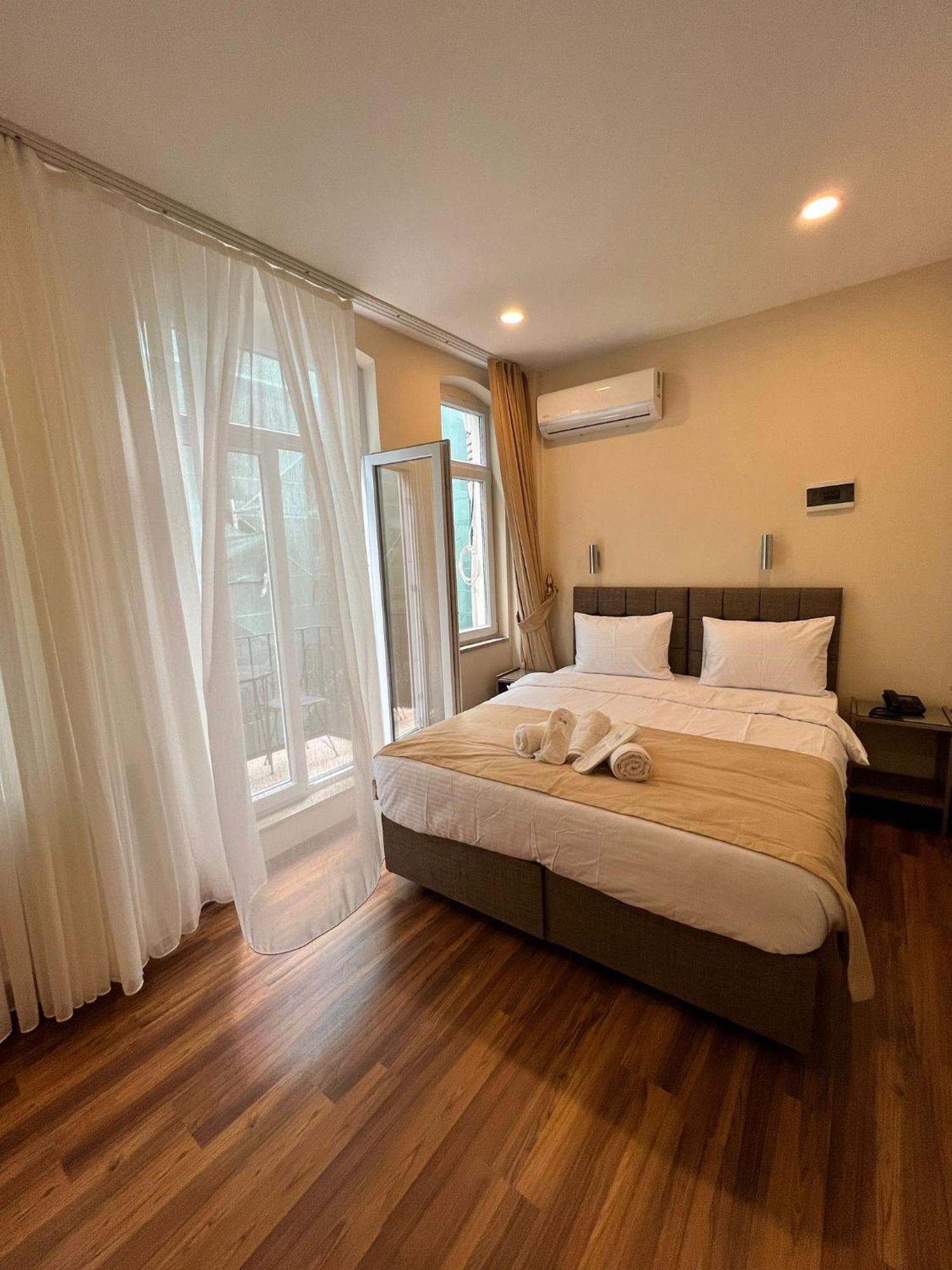 Taksim Nacre 360 Suit อิสตันบูล ภายนอก รูปภาพ