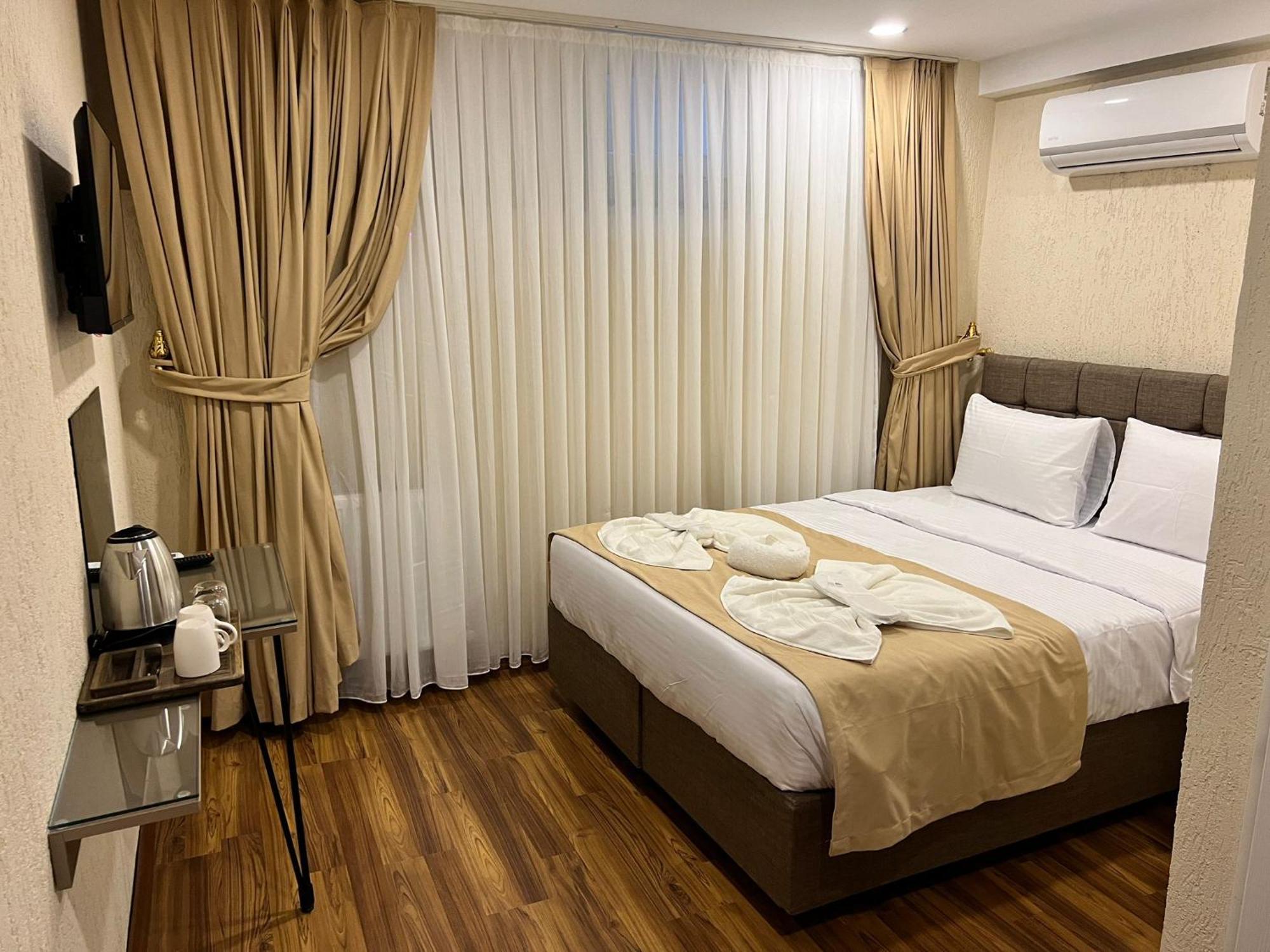Taksim Nacre 360 Suit อิสตันบูล ภายนอก รูปภาพ